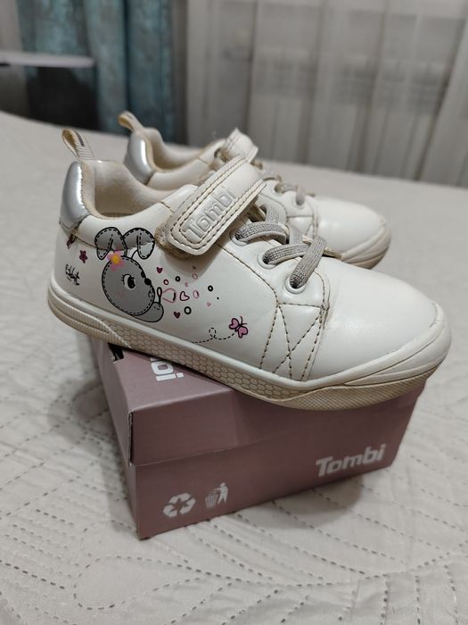 Ботинки, кеды, сандалии на девочку, 26р.