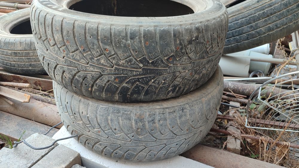 Продам шины бу зимние