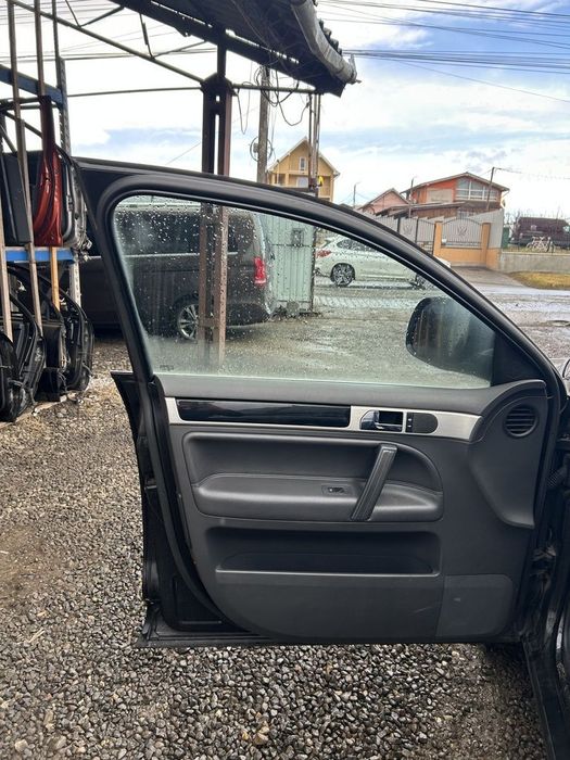 Usa Stanga Fata Volkswagen Touareg 7L facelift 2007 - 2011 SUV 4 Usi NEGRU (1221)