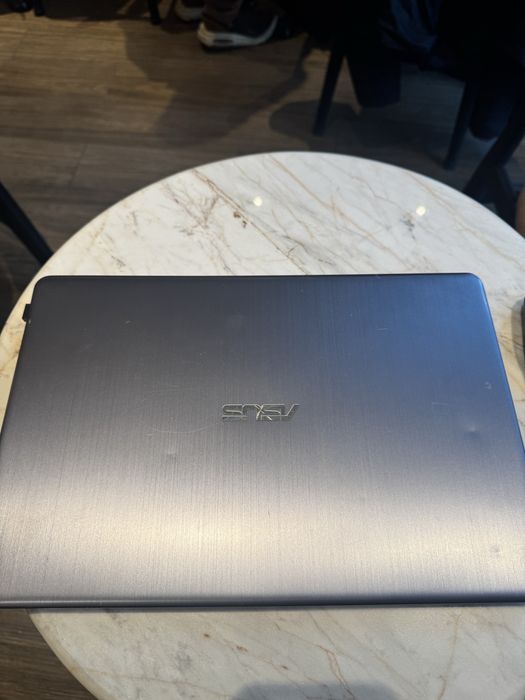 Продам ноутбук ASUS X510UNR / i5 / 8GB RAM / Отличное состояние