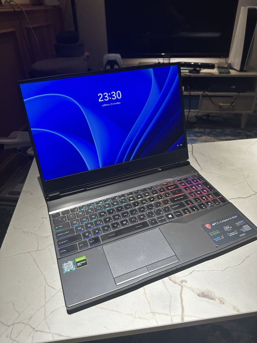 MSI GP65 Leopard 9SD (i7-9750H, GTX 1660 TI)