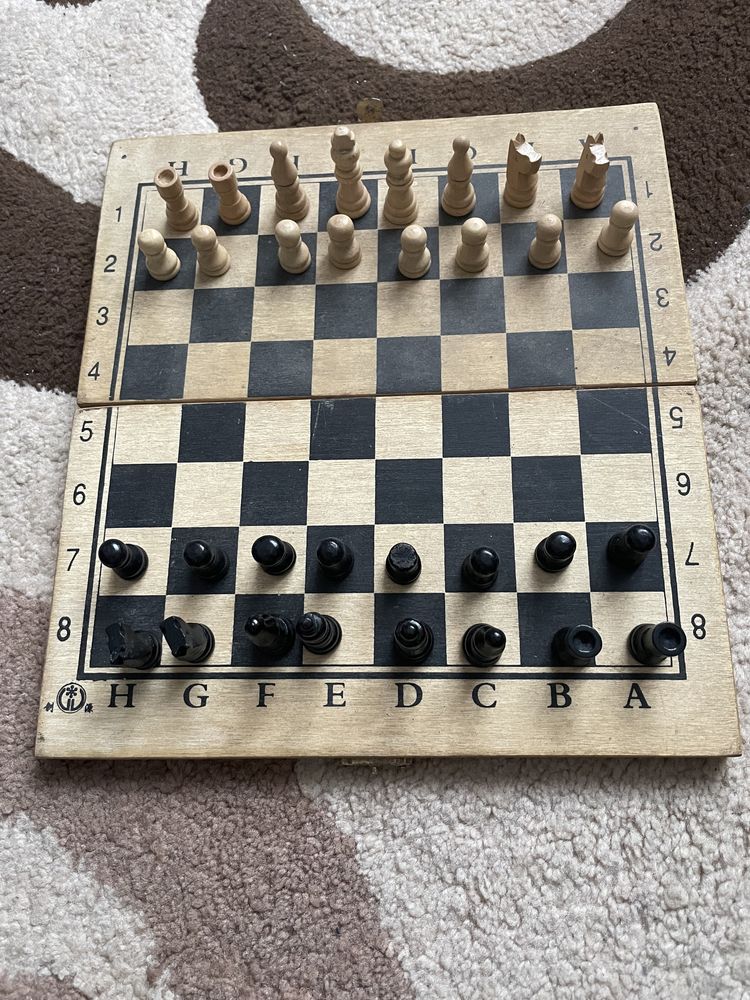 Vand joc de șah complet