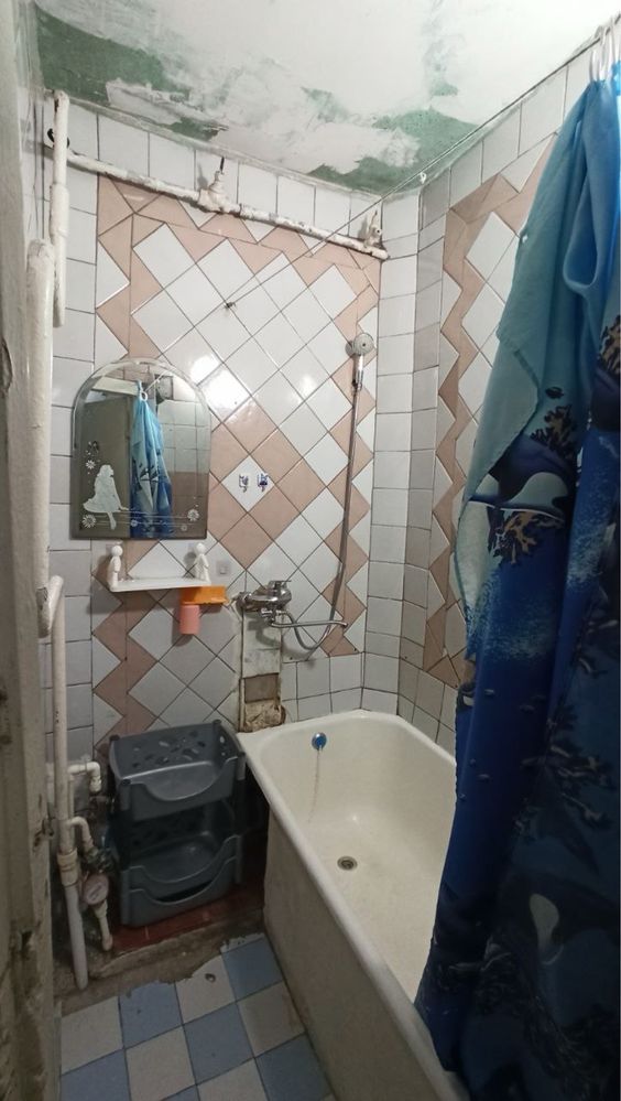 Minor metro Ц5 2/4/4 balkon 2/6 srochno sotiladi