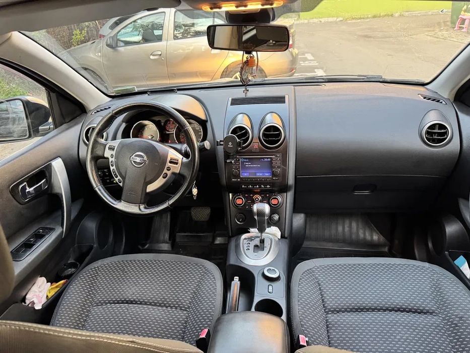 Nissan Qashqai+2 2009 • 7 Locuri • Automat  4x4 • Benzina+GPL•Km reali