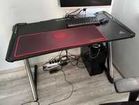 Гейминг Бюро - Ultradesk Racer Gaming Desk