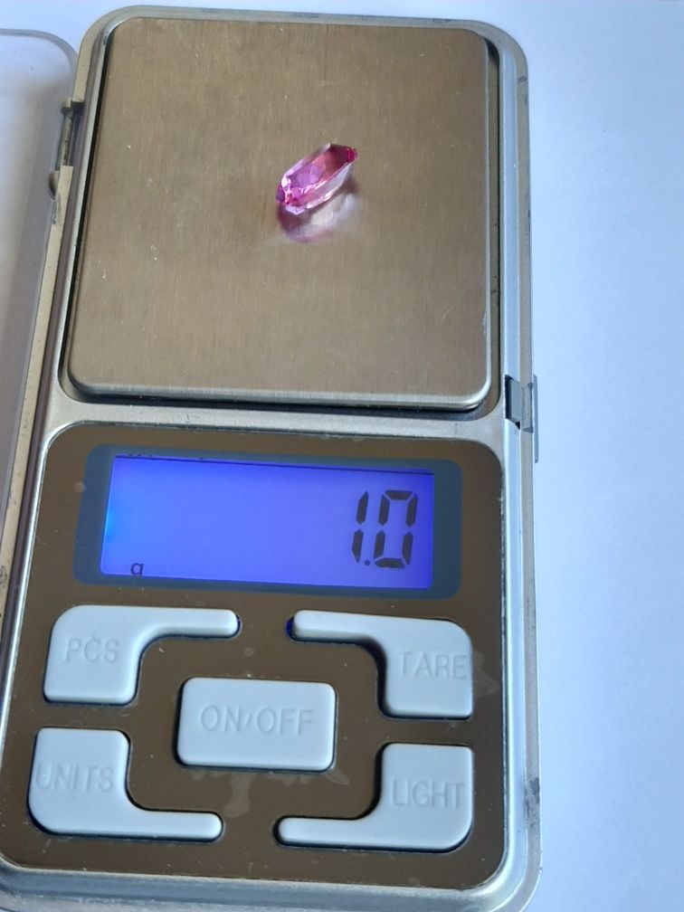 Safir roz natural pink sapphire 4,8kt