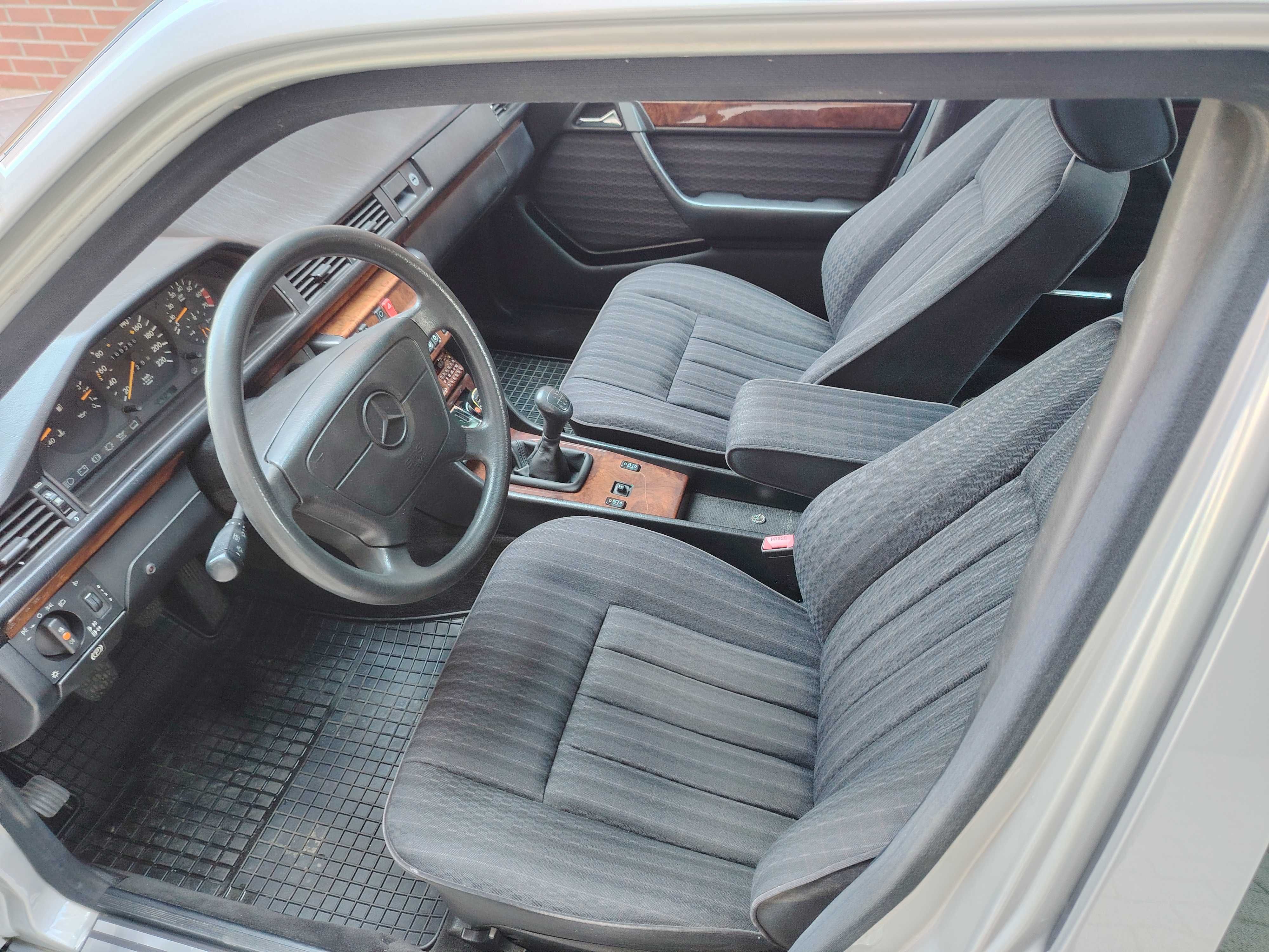 Mercedes 200E W124