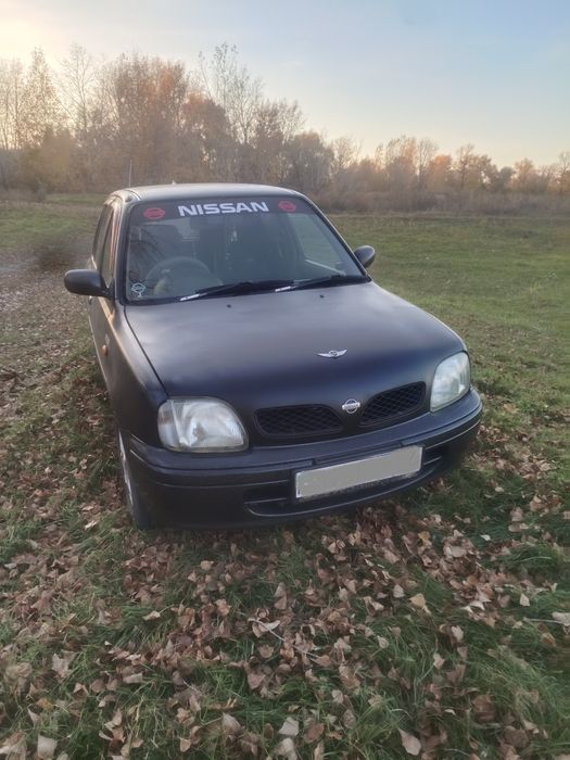 Nisan march Нисан Марч