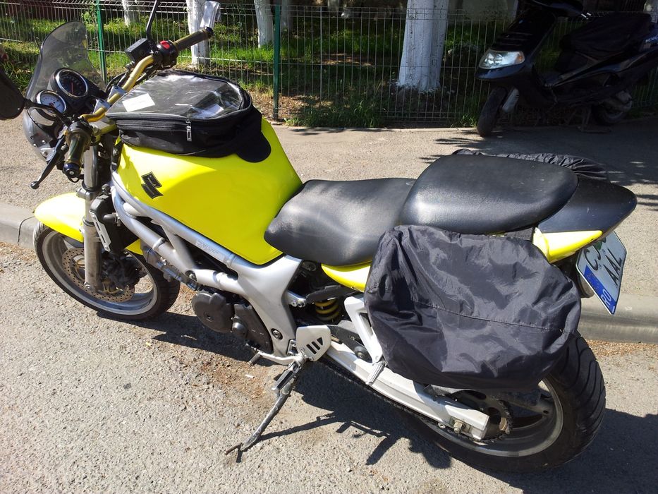 Motocicleta motociclu Suzuki SV650 naked inmatriculata