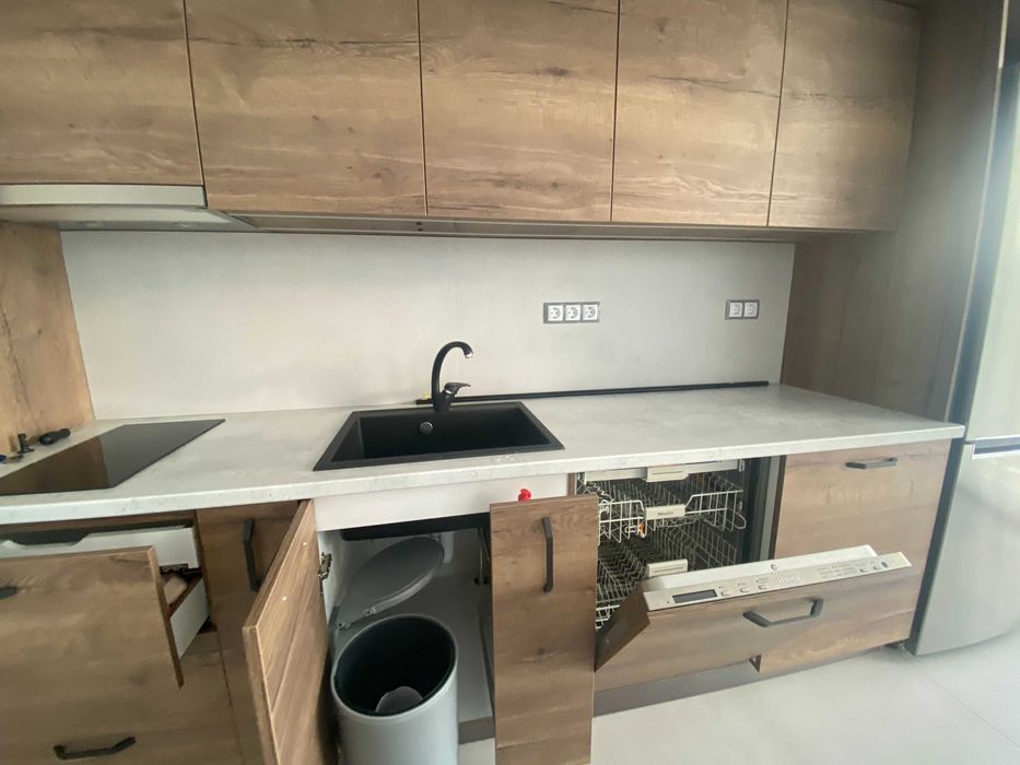 Дава се под наем Тристаен апартамент в София, Павлово - 90 кв.м за 1020 € - Снимка #11