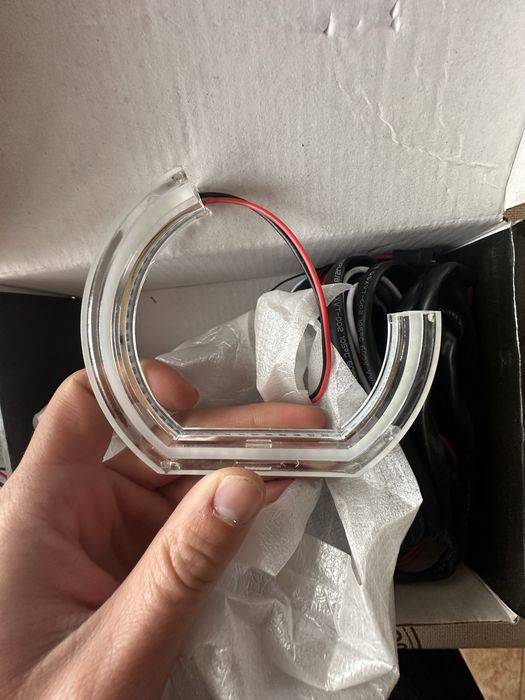 Angel Eyes C Shape - White за BMW E92 (07-10)