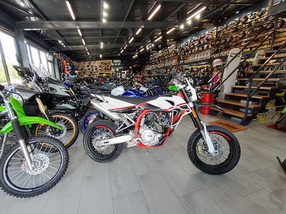 SWM SM 500 VAtm Edition Supermoto ABS -noua -livrare EST BIKE Campina