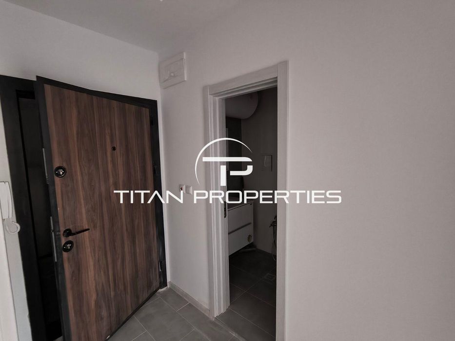 Двустаен апартамент в жк. Христо Смирненски