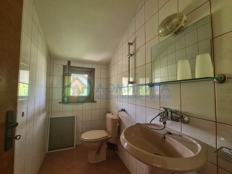 Чудесна къща, гр. Приморско, вилната зона