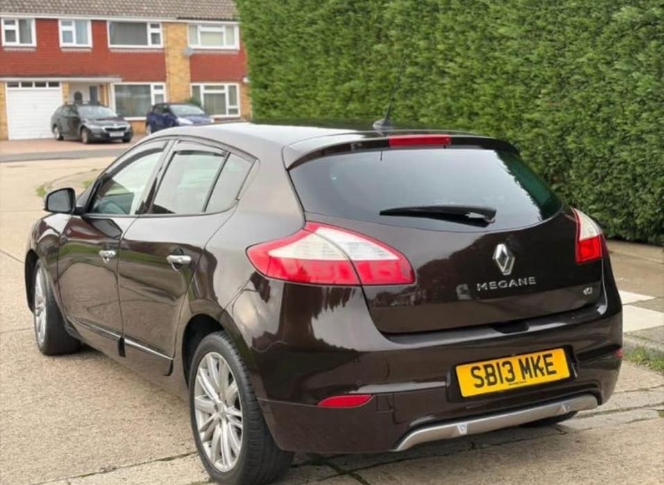 Parte Fata Bara Capota Faruri Aripa Tragher Renault Megane 3 GT-LINE