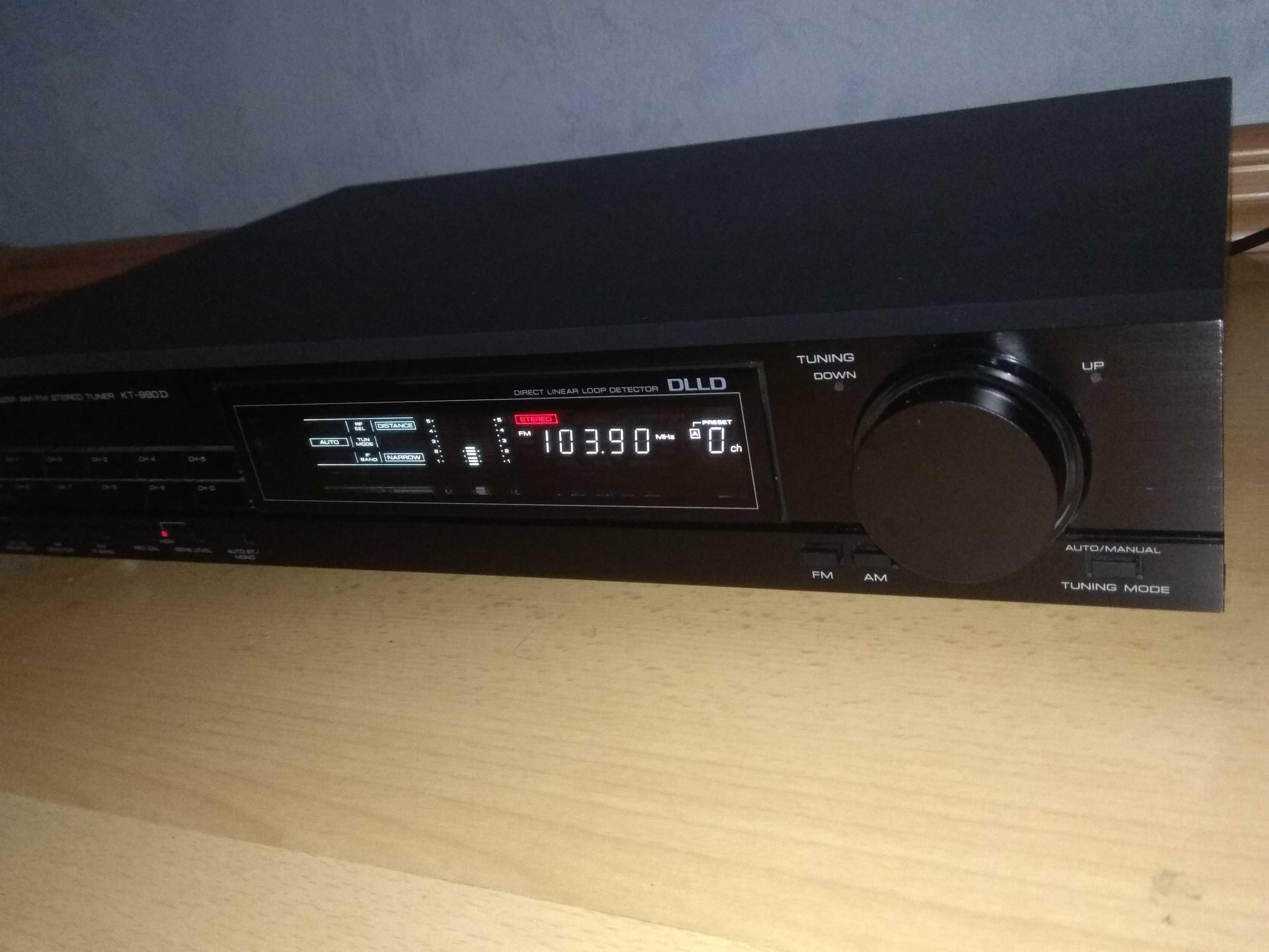 Колекционерски тунер Kenwood KT-990D