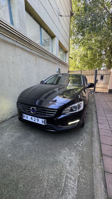 Volvo V60 D6,30.12.2015