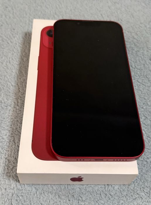 iPhone 13 красный 128гб