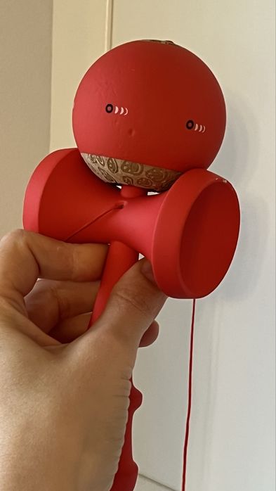 Kendama Krom Pop kolor Red rosie