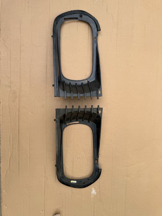 Vand ochelari far si grile Dacia 1300 noi