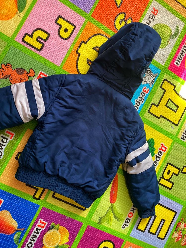 Детская куртка весна/осень.98р(до 3лет)