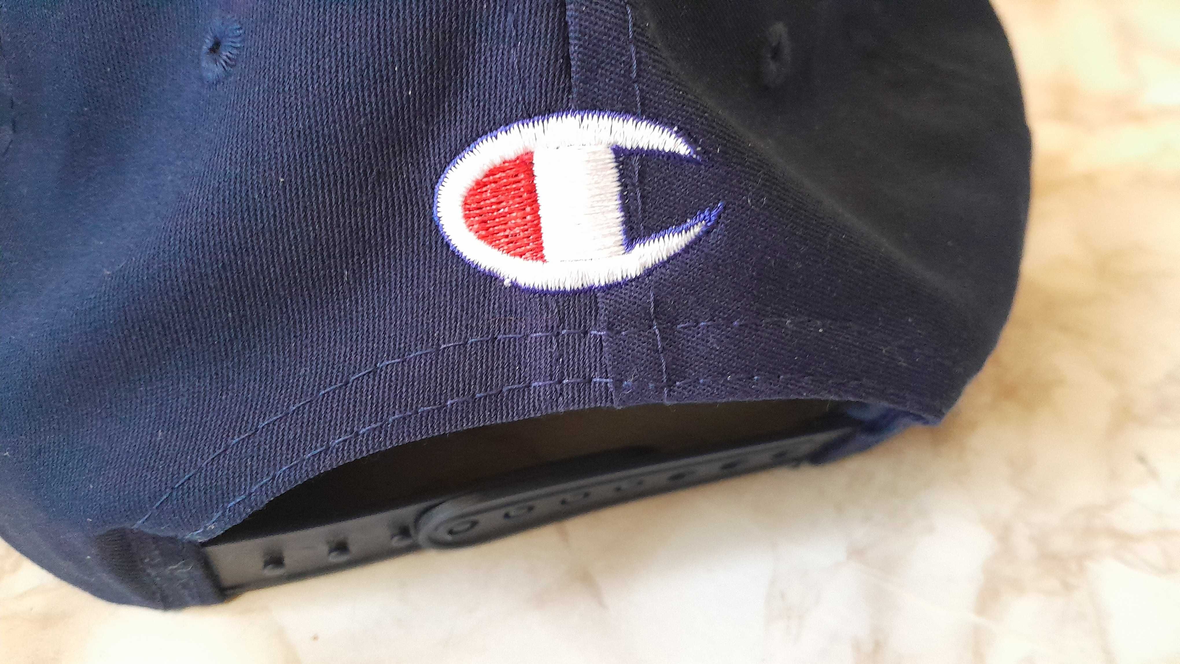 Продавам винтидж шапка Champion , NBA ,Indiana Pacers