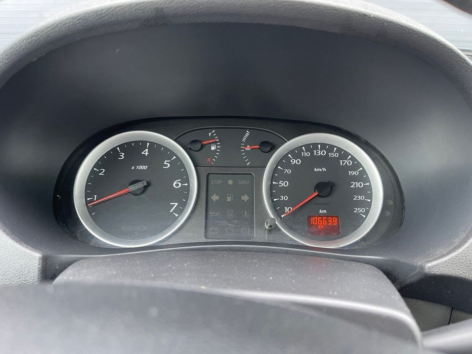 Renault Symbol “ Benzina “ 110.000km