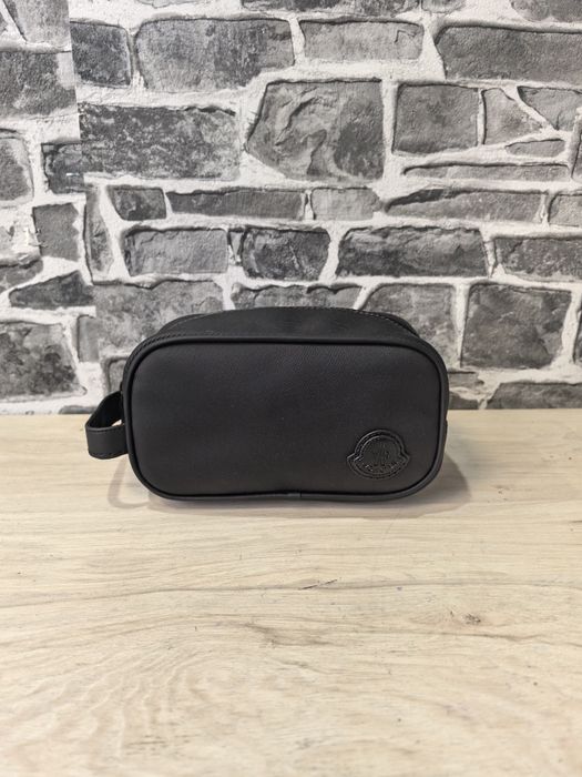 Чанта тип несесер