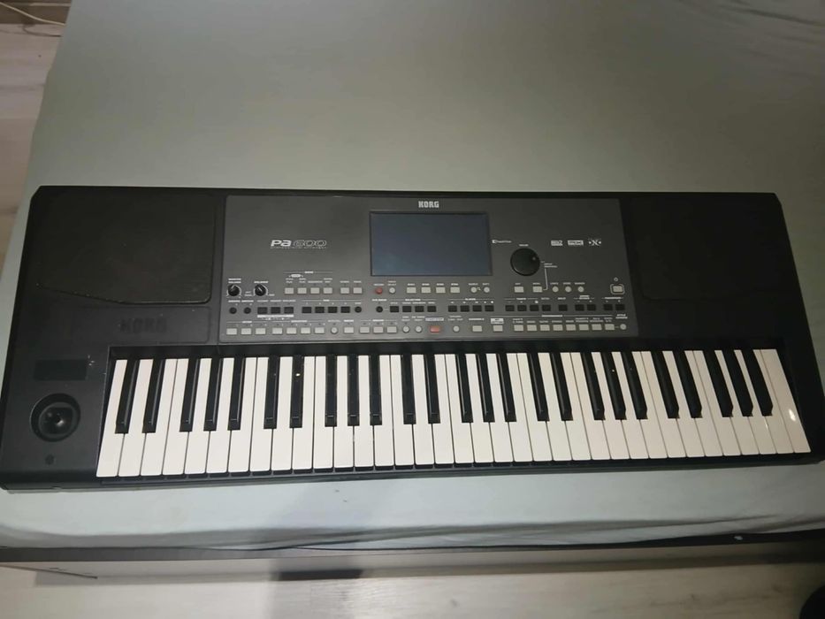 Orga KORG PA600 profesionala în stare perfecta