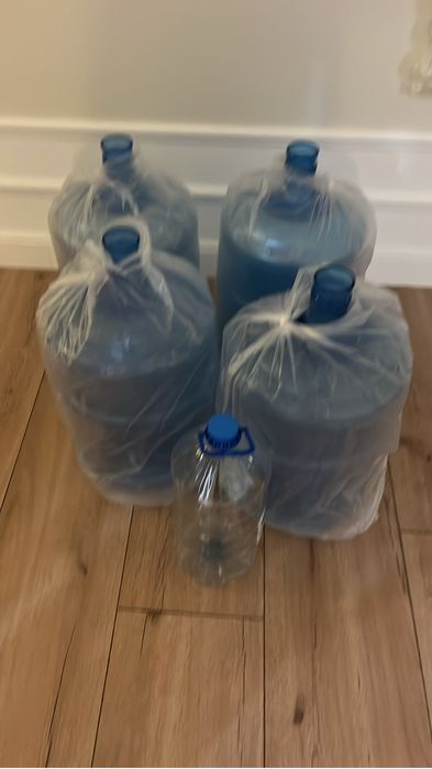 Продается бутыль 19 литровая за  1000тенге каждая, есть 4 шт