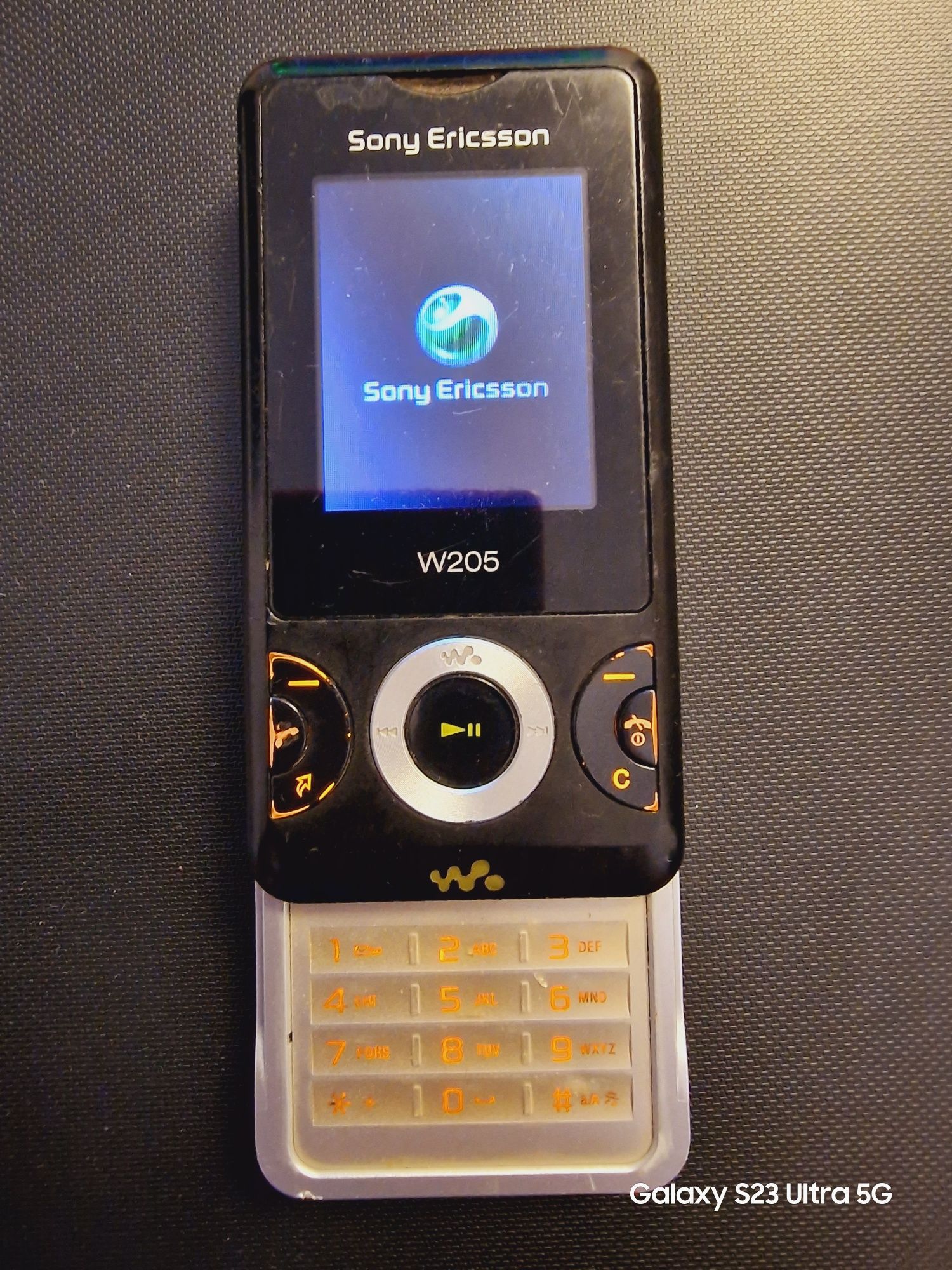 Sony ericsson w205