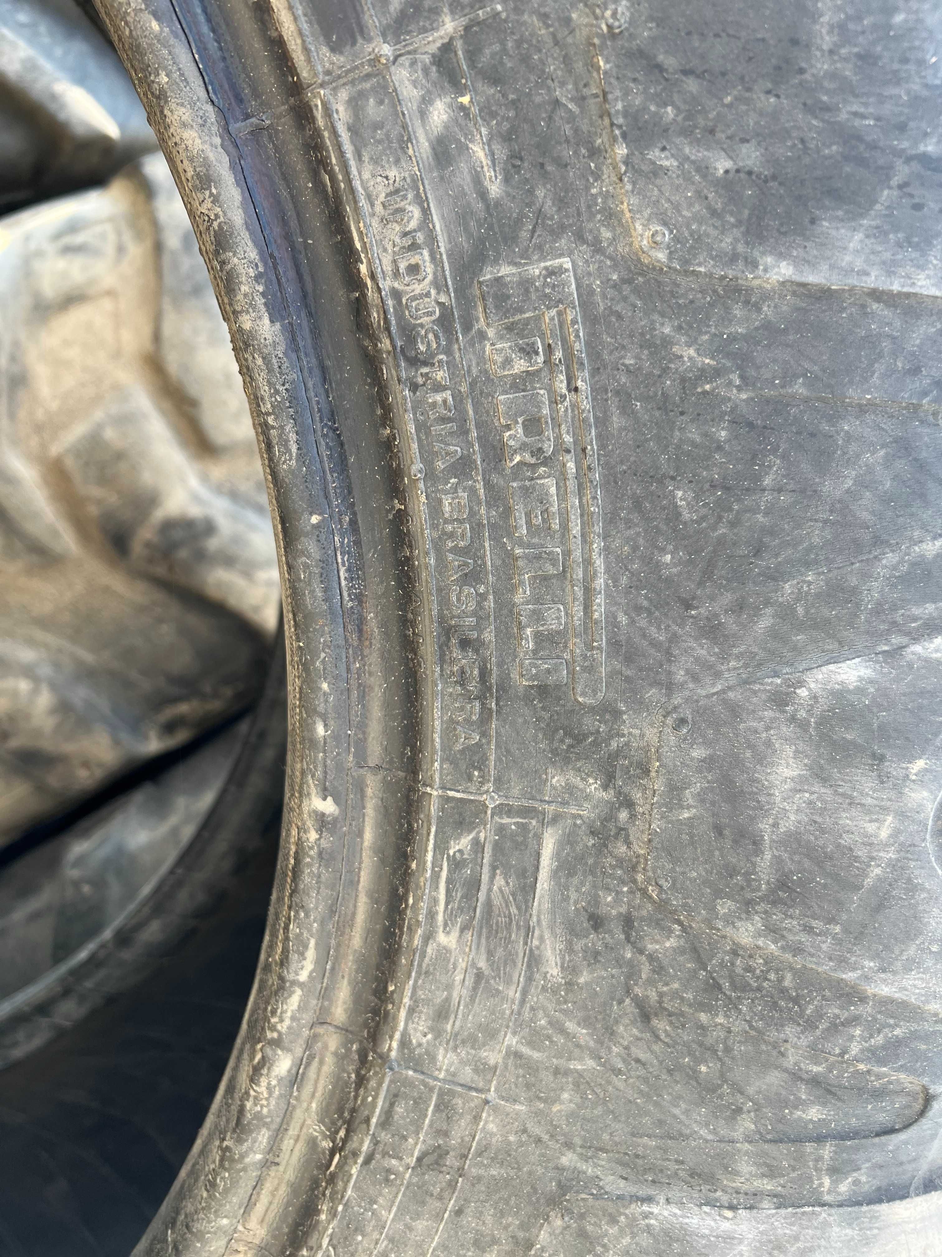 cauciuc 18.4 R30 Pirelli