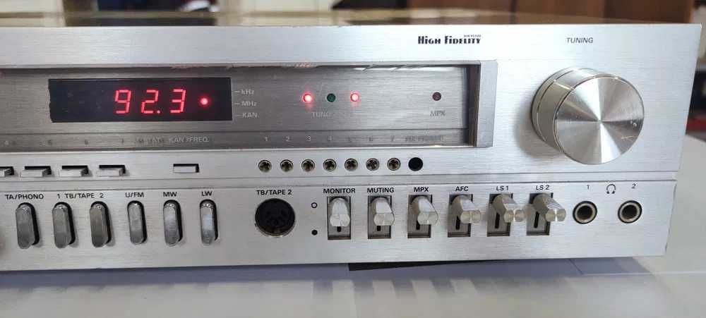 GRUNDIG R 3000 стерео ресивър