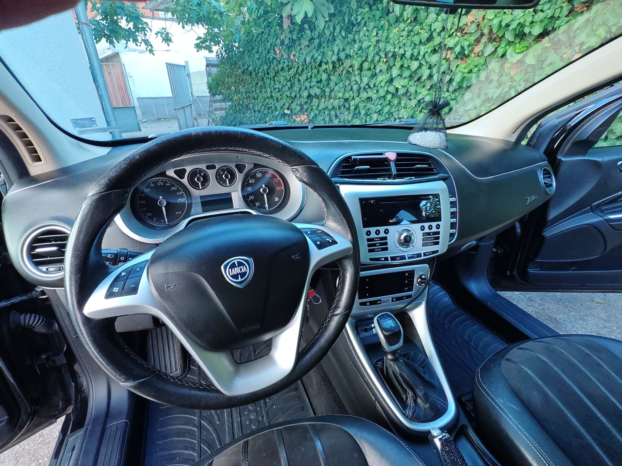 Продавам Lancia Delta III, 2009г., 1.4, 120к.с. Ланчия