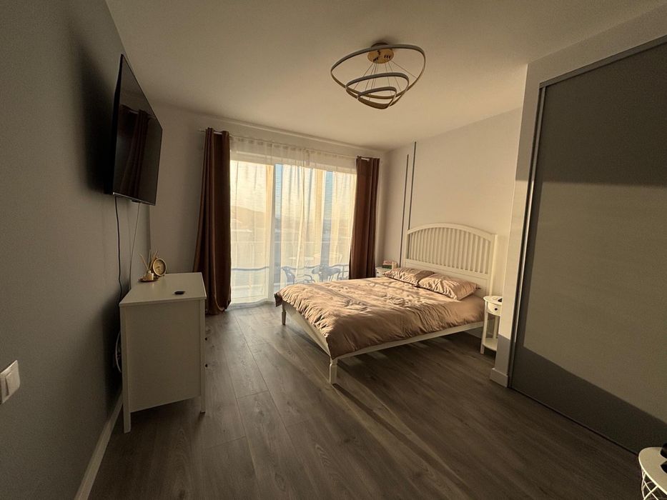 Apartmanet regim hotelier FLORESTI  VIVO/AMETHYST