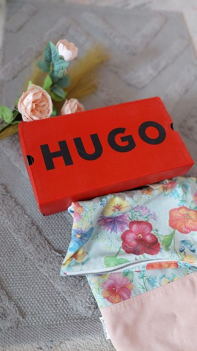 Hugo Dyer Canvas Sneakers #40