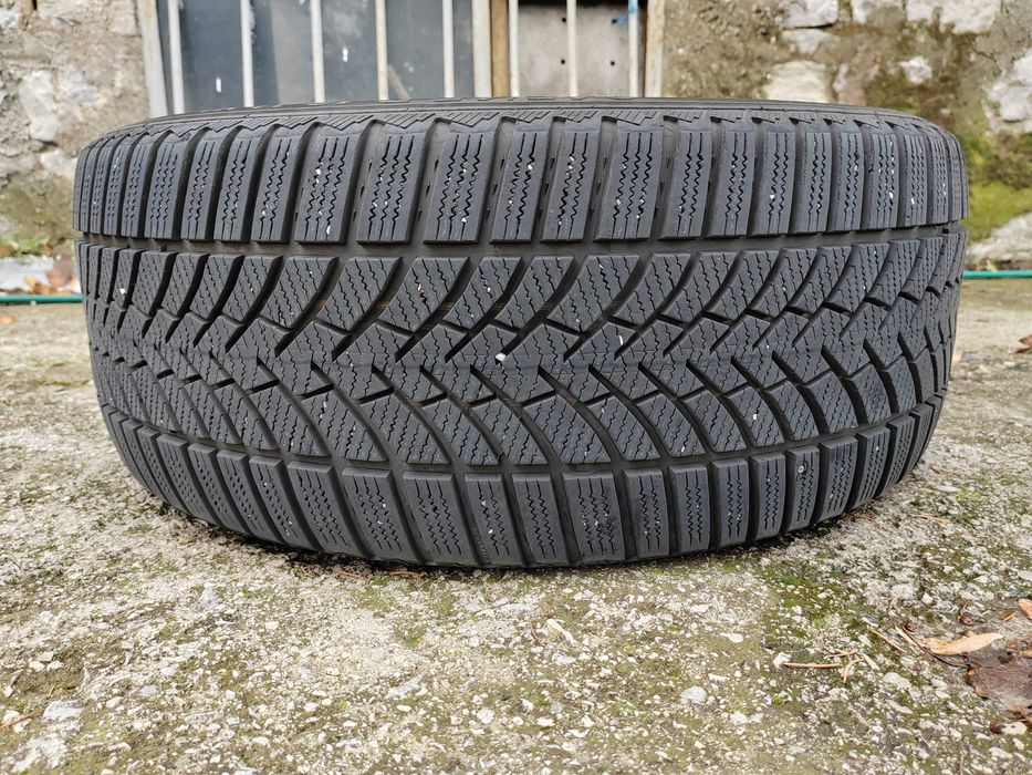 245/45/18 1бр.Semperit Зимна гума