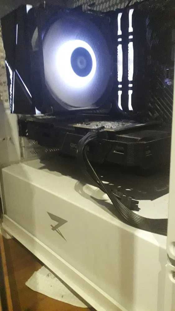 Игровой компьютер Intel i5 12400, GTX 1070 Ti, 16ГБ ОЗУ, 1ТБ SSD.