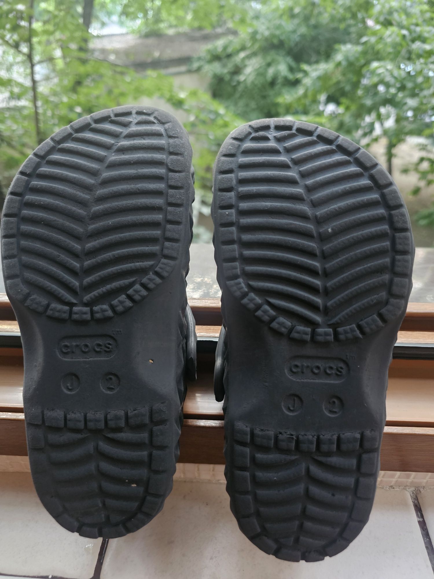 Crocs șlapi clasic Geometric Clog