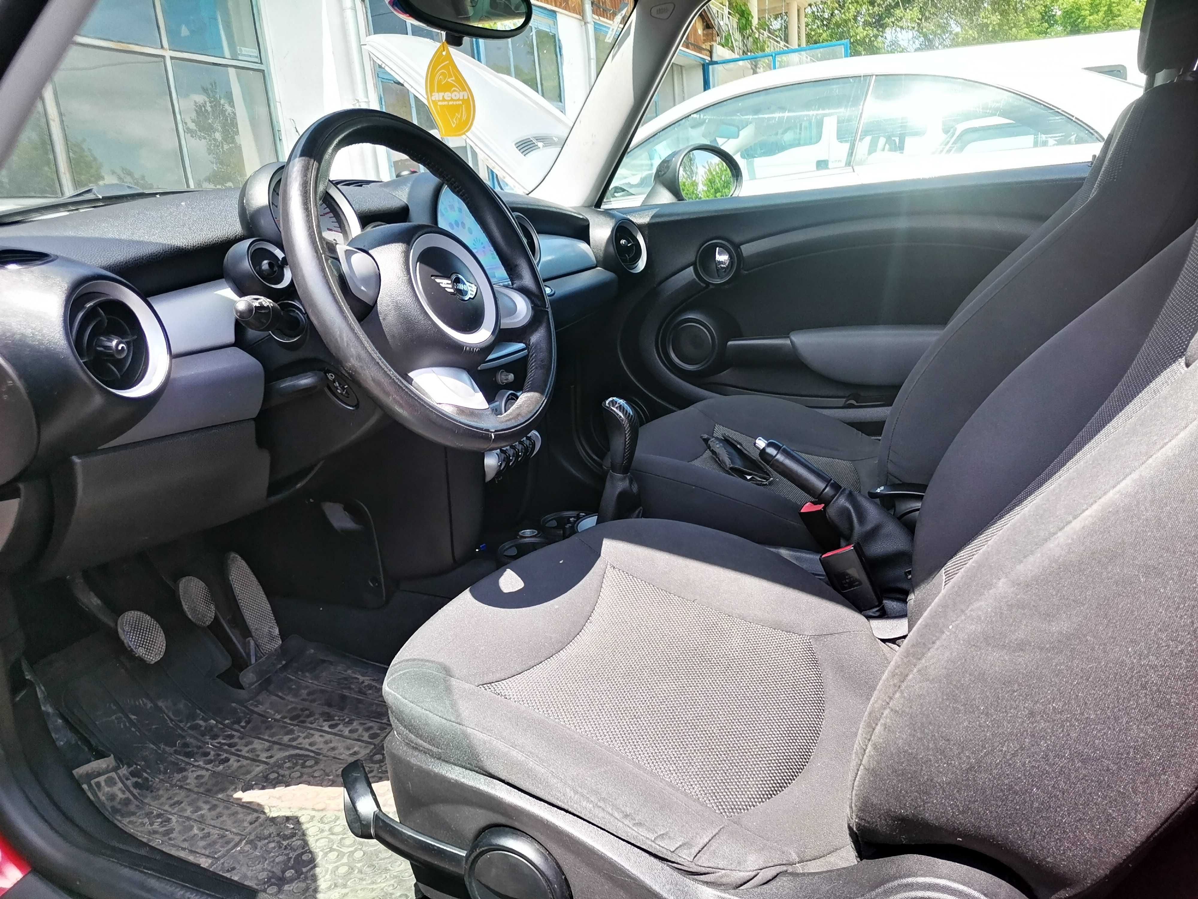 Mini Cuper 1.4i 2009г.