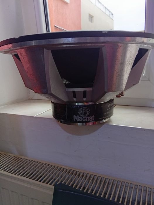 Subwoofer Magnat XTC 380 aproape nou
