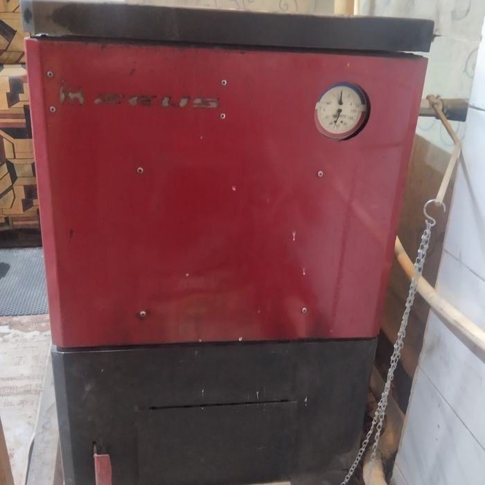 Продам котел длительного горения ЗЕВС. Площадь отопления до 250 м.
