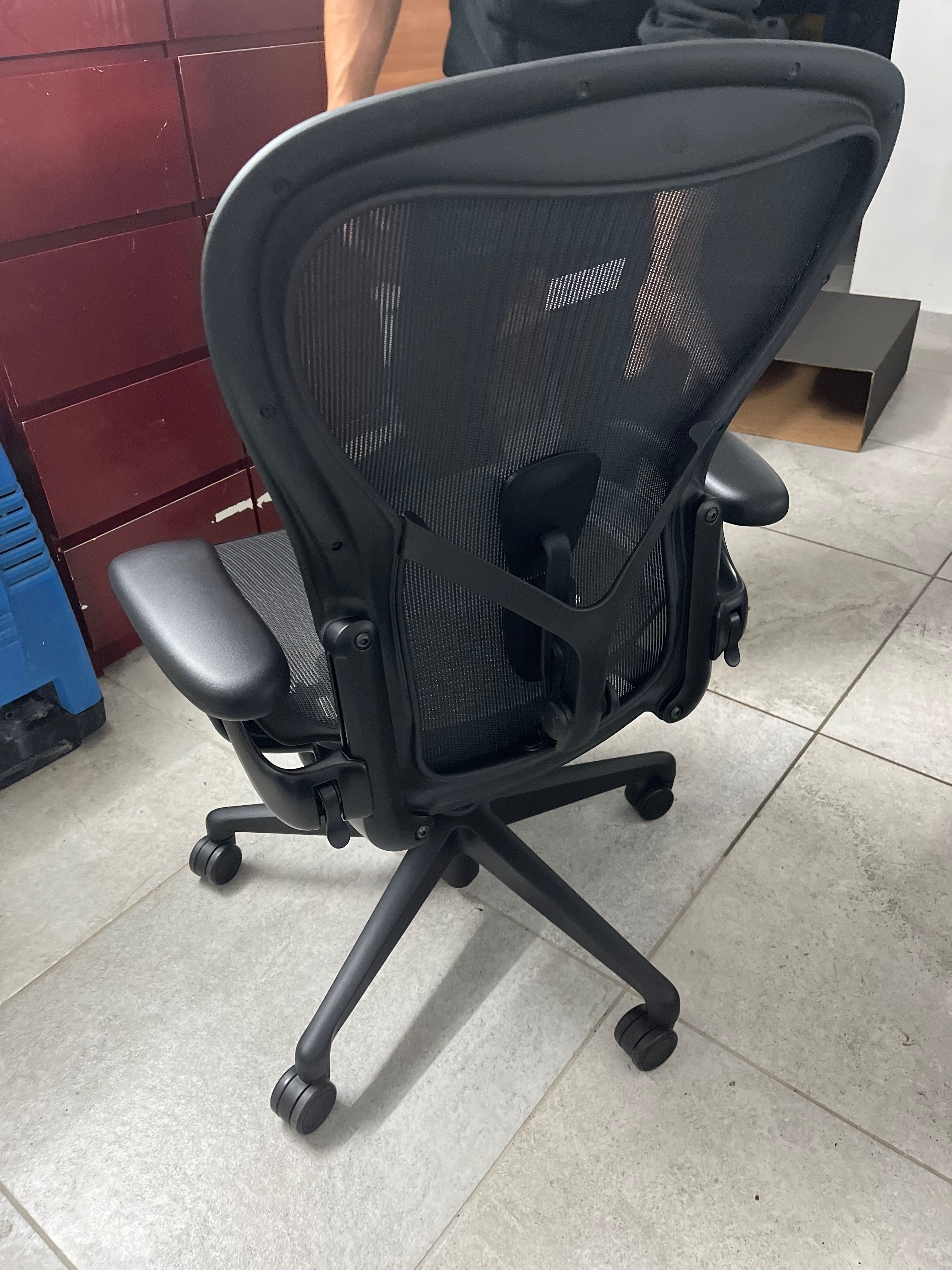 Herman Miller Aeron Remastered Size C