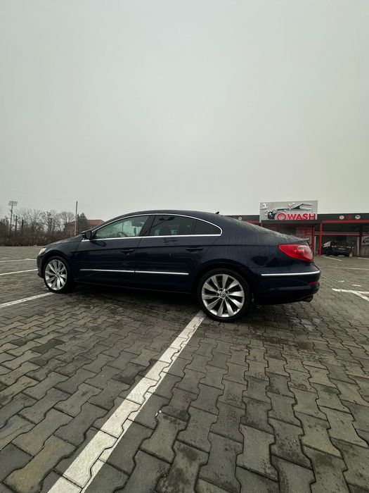 Vand sau schimb passat cc