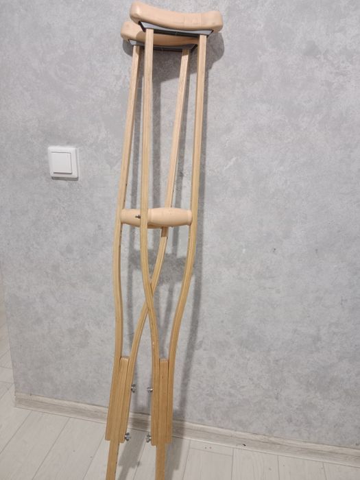 Костыли за  3000