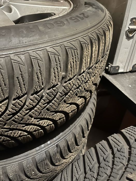 Anvelopa iarna kumho wintercraft 215/60/r16