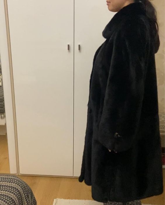 Продам норковую шубу