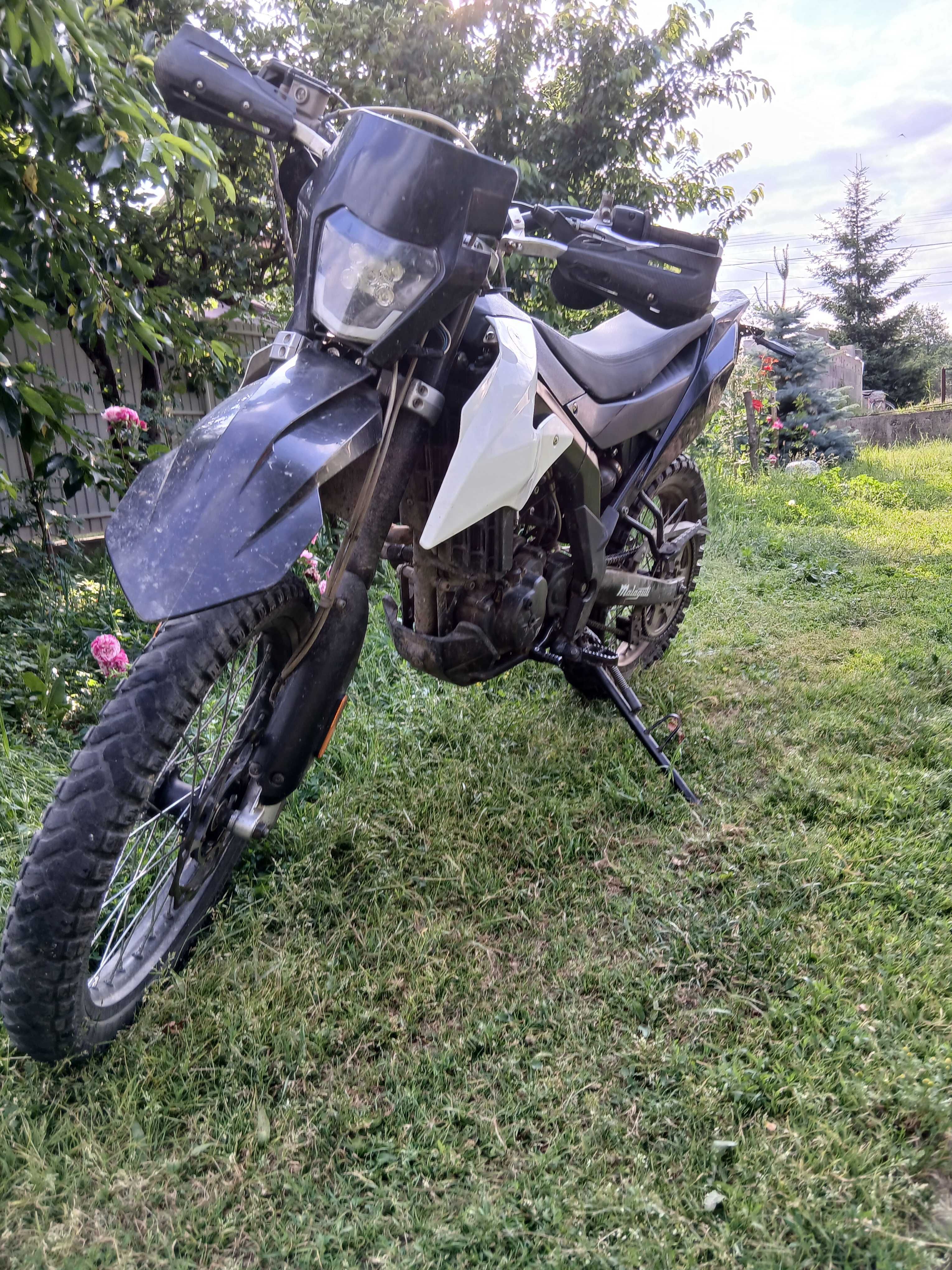 Vand super moto malaguti