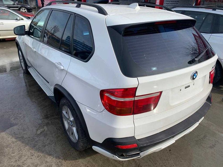 Dezmembrez bmw x5 e70 pachet aero/bmw x5 volan stanga/bara fata x5
