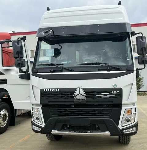 Газовый тягач HOWO V7 X 6x4 CNG 2023 йил янги